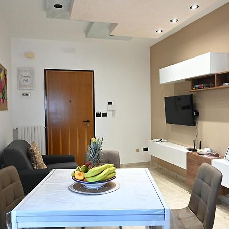 Dimora Fefe Apartment โมโนโปลี ภายนอก รูปภาพ