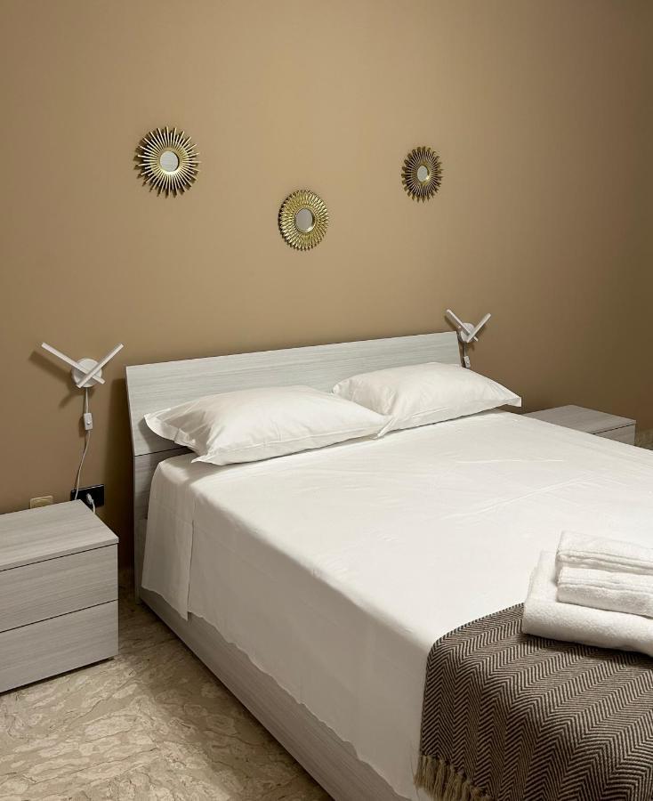 Dimora Fefe Apartment โมโนโปลี ภายนอก รูปภาพ
