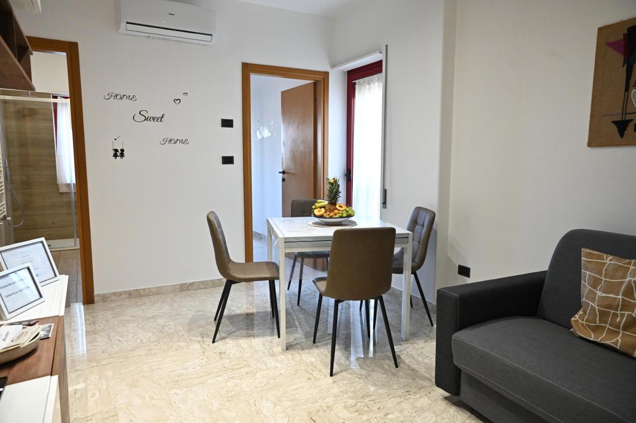 Dimora Fefe Apartment โมโนโปลี ภายนอก รูปภาพ